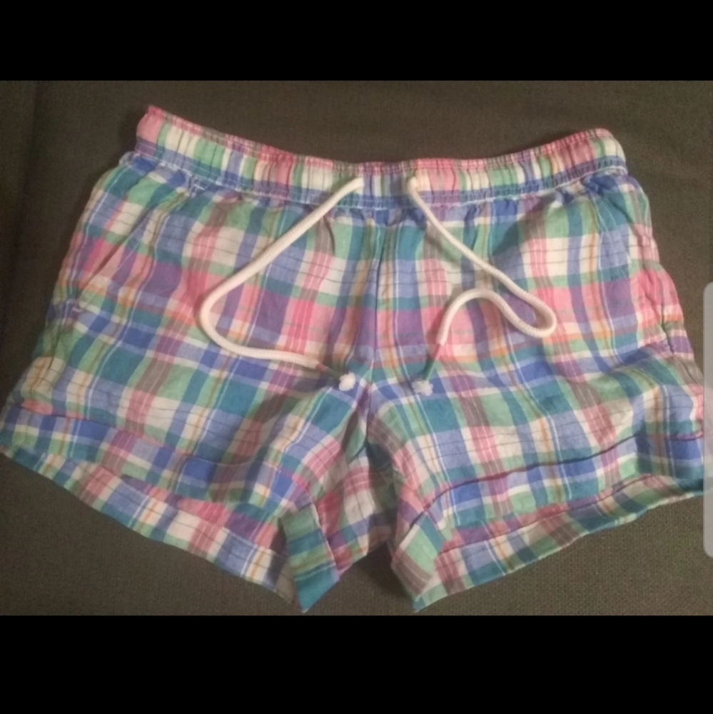 Vineyard Vines bahama breeze shorts